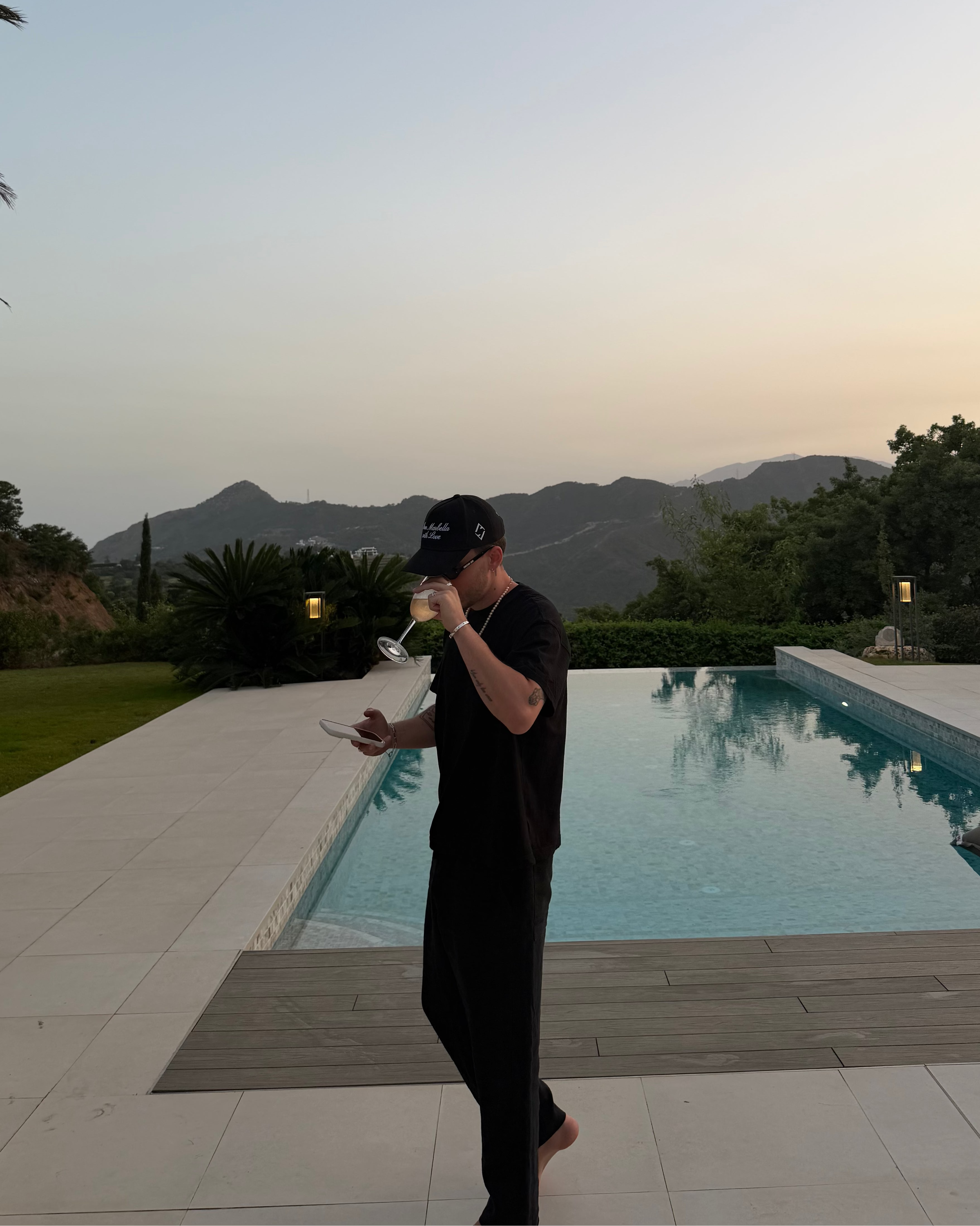 Marbella Black Cap
